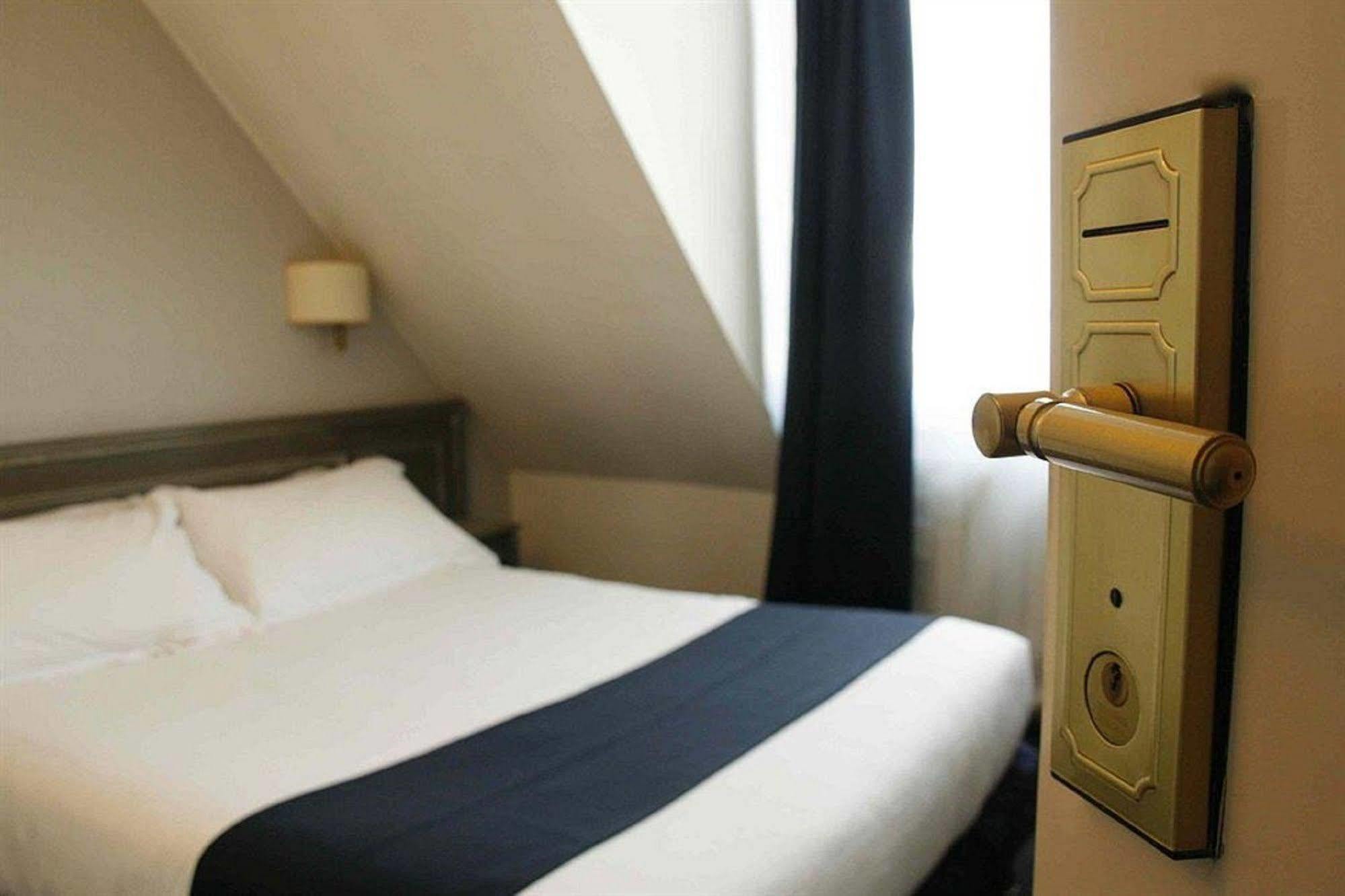 Hotel Chateau D'Eau Paryż Pokój zdjęcie